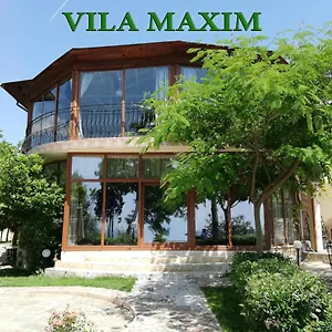 Maxim Guest house